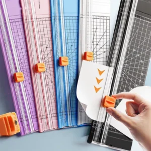 sg-11134253-824gv-mei21fnlfbba0a.webp Random Portable A4 Paper Cutter